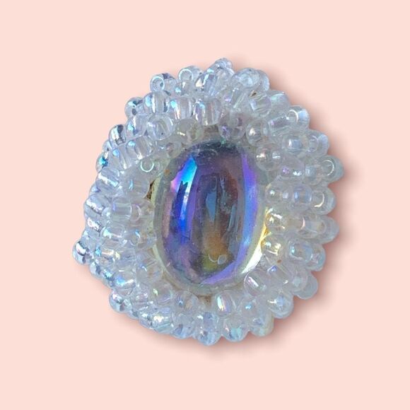 White iridescent hand beaded pierced earrings fabulous colors and artist design - Picture 12 of 15